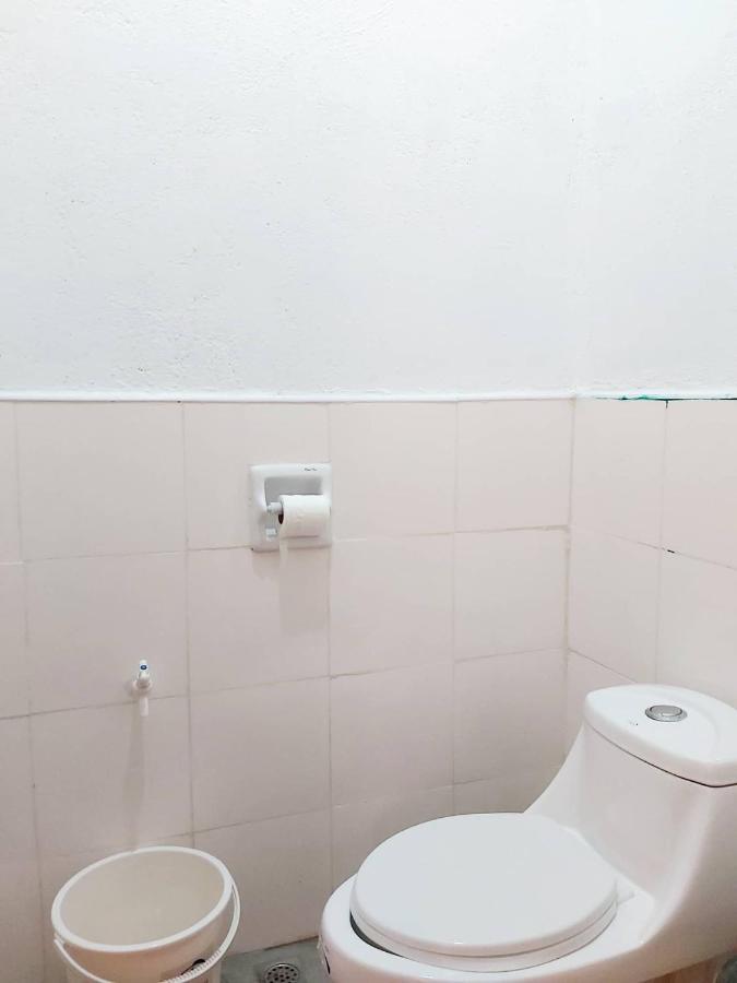 3 Sisters Guest House 1 몰볼 외부 사진
