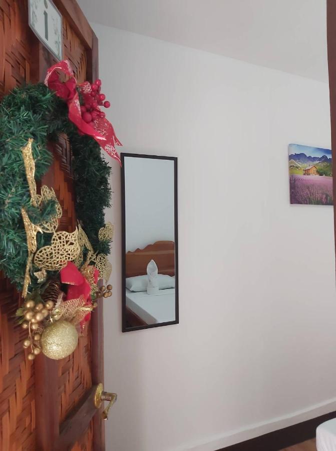 3 Sisters Guest House 1 몰볼 외부 사진