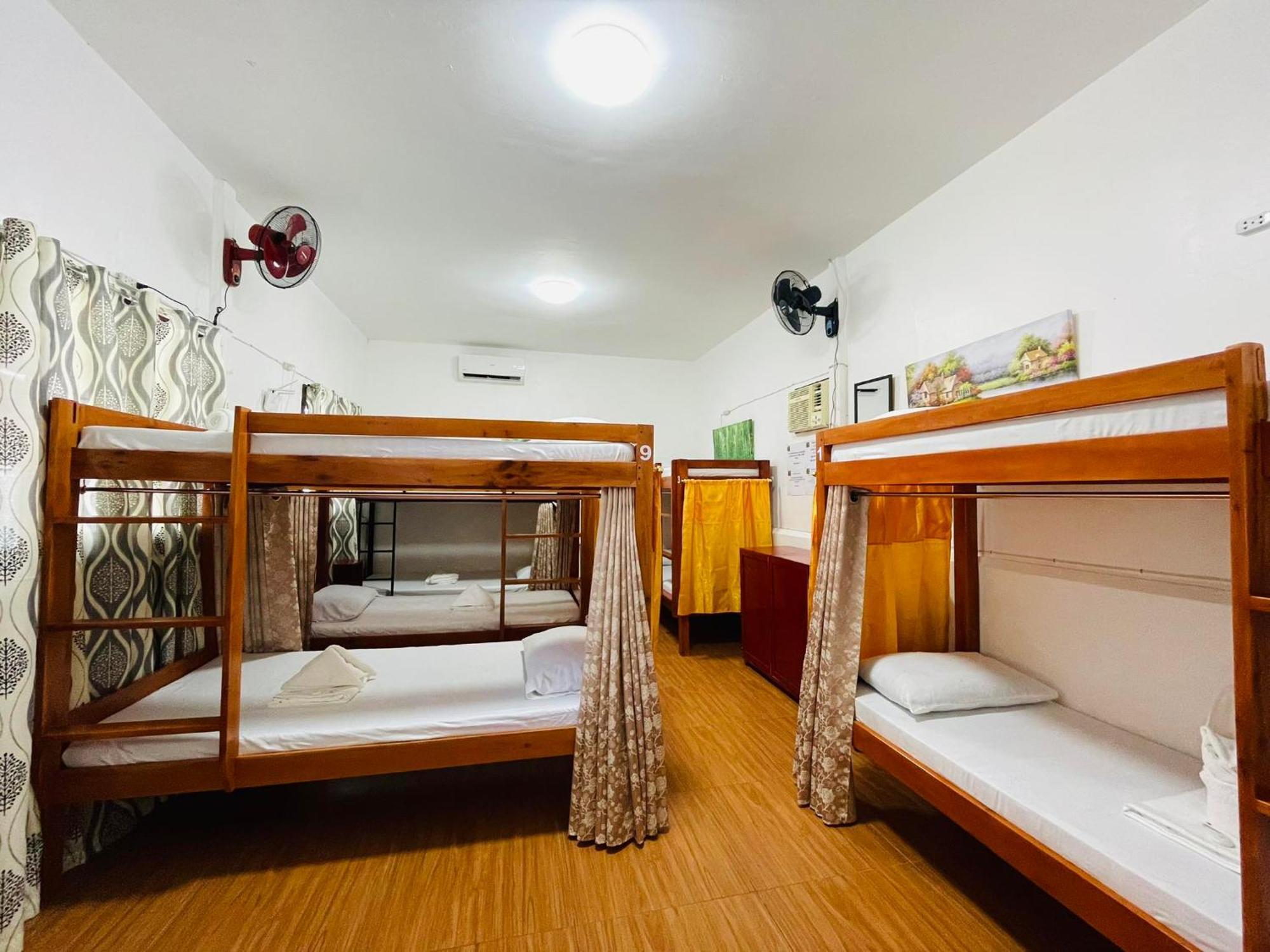3 Sisters Guest House 1 몰볼 외부 사진