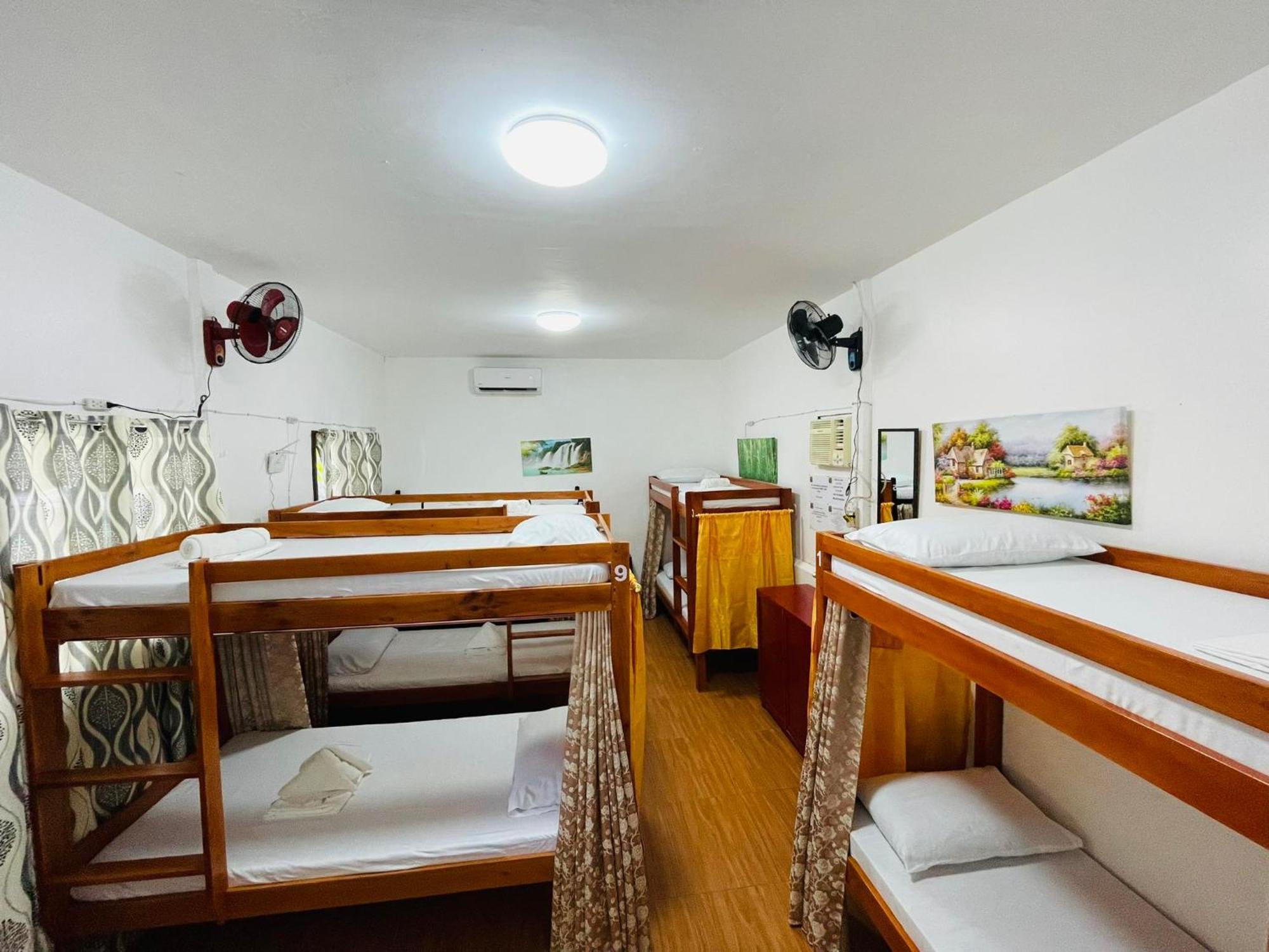 3 Sisters Guest House 1 몰볼 외부 사진