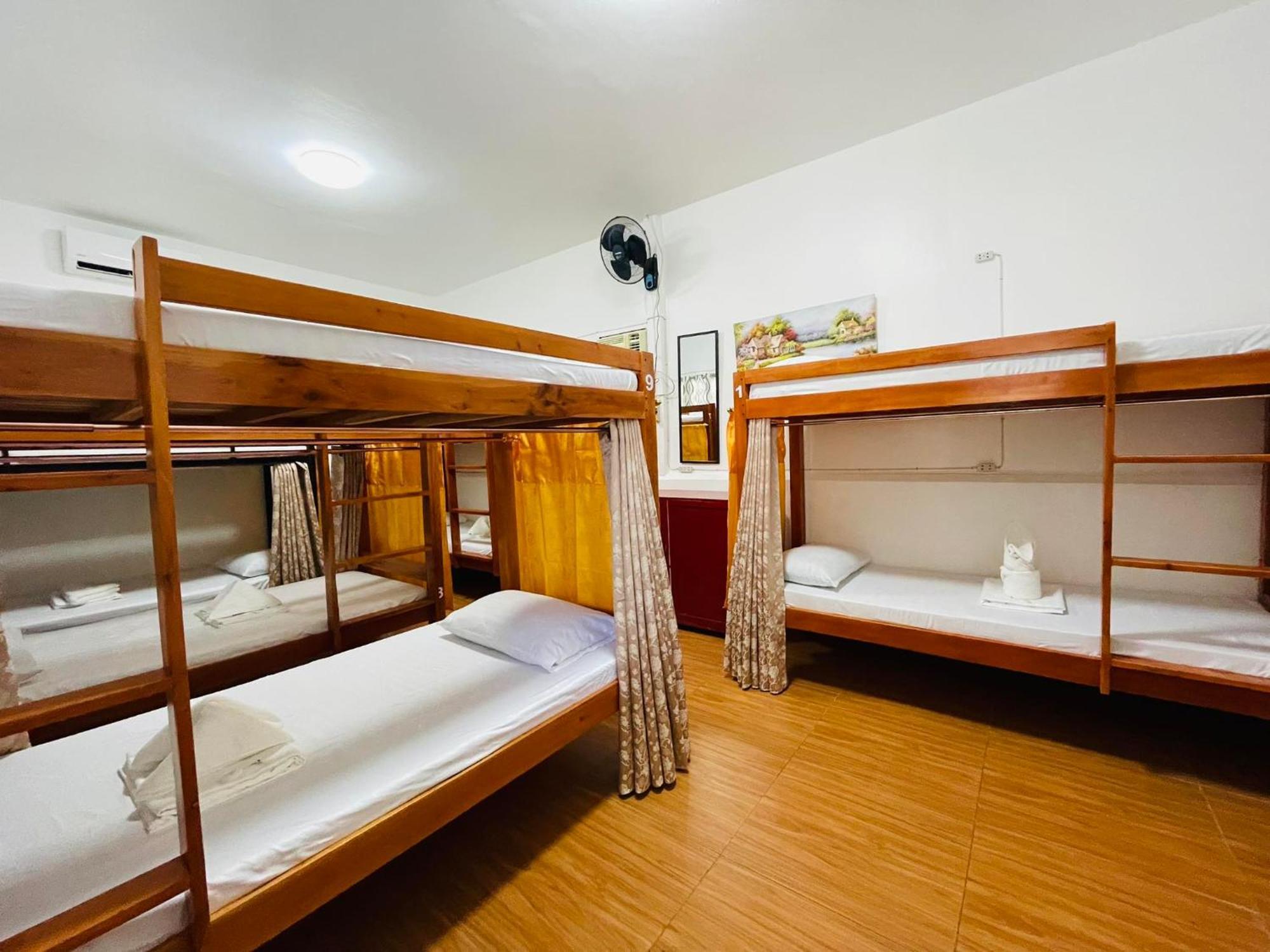 3 Sisters Guest House 1 몰볼 외부 사진