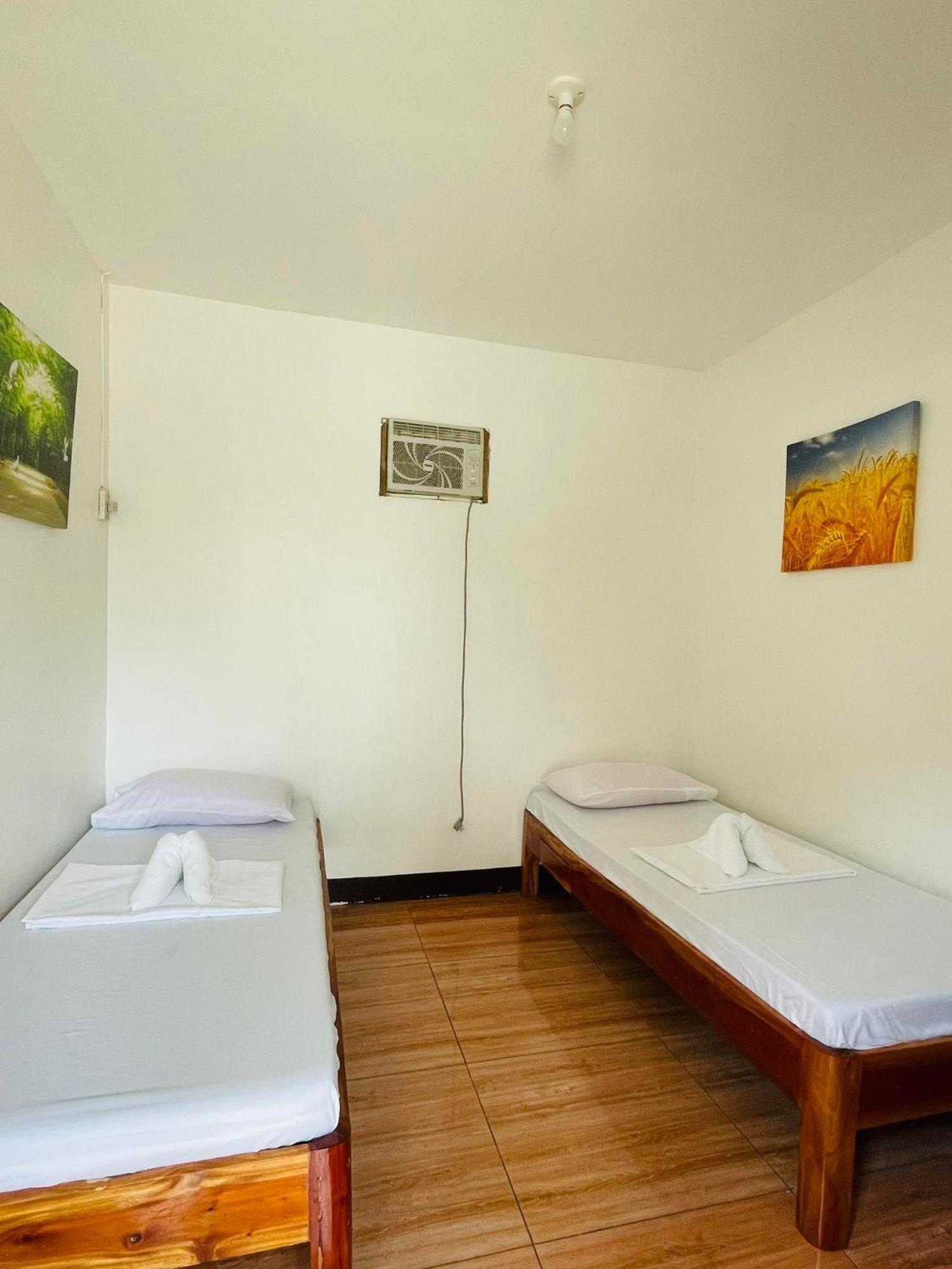 3 Sisters Guest House 1 몰볼 외부 사진