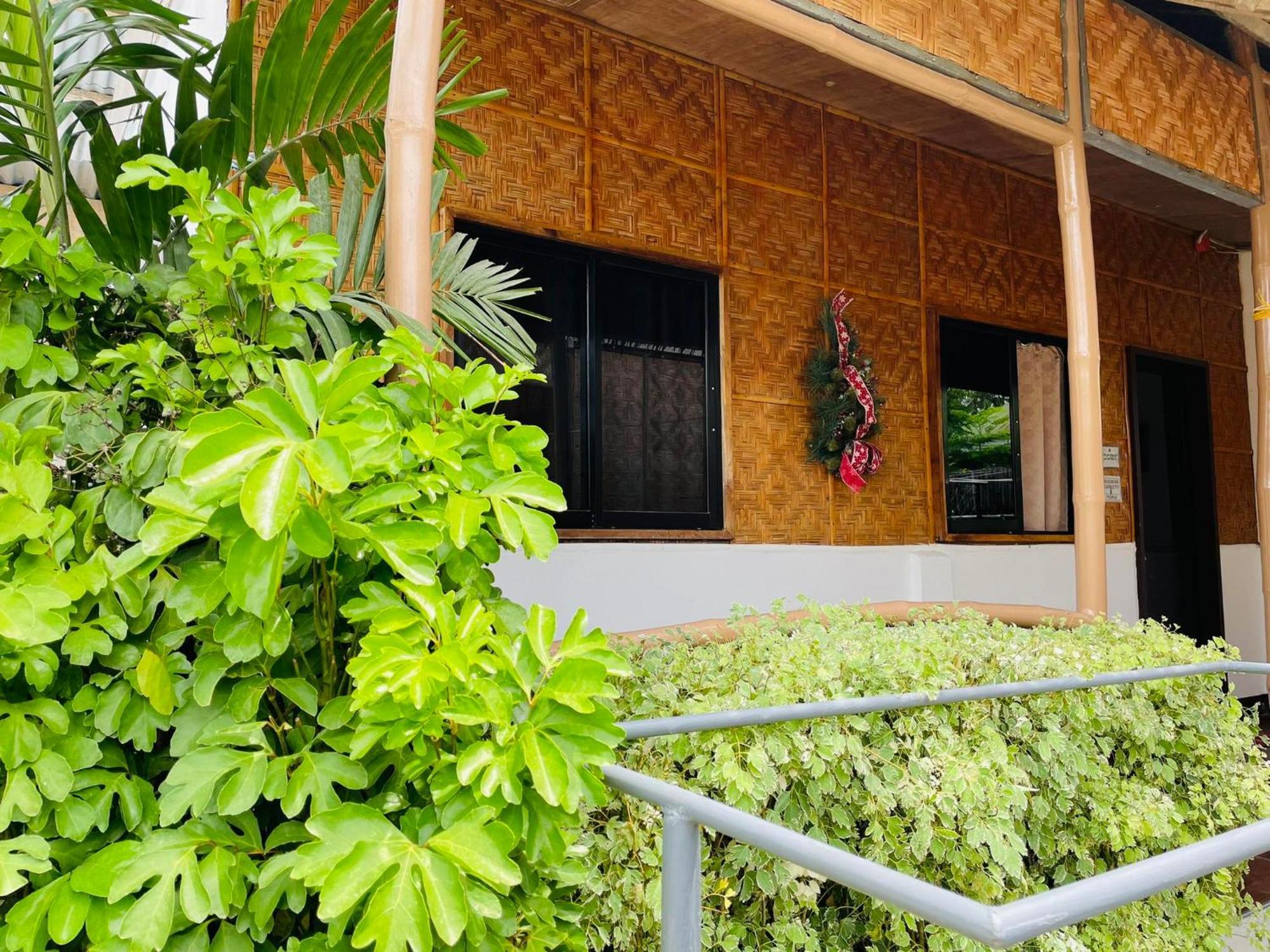 3 Sisters Guest House 1 몰볼 외부 사진