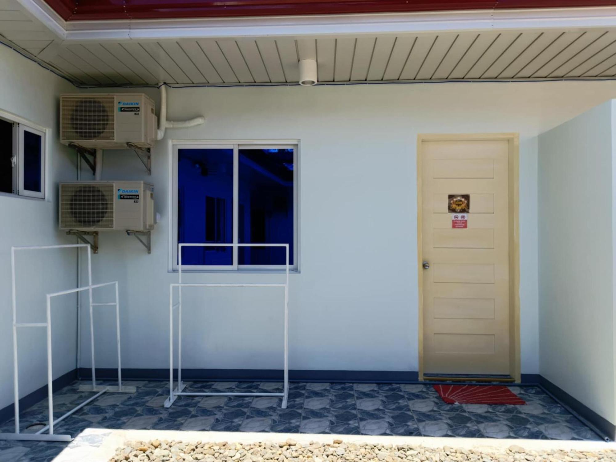 3 Sisters Guest House 1 몰볼 외부 사진