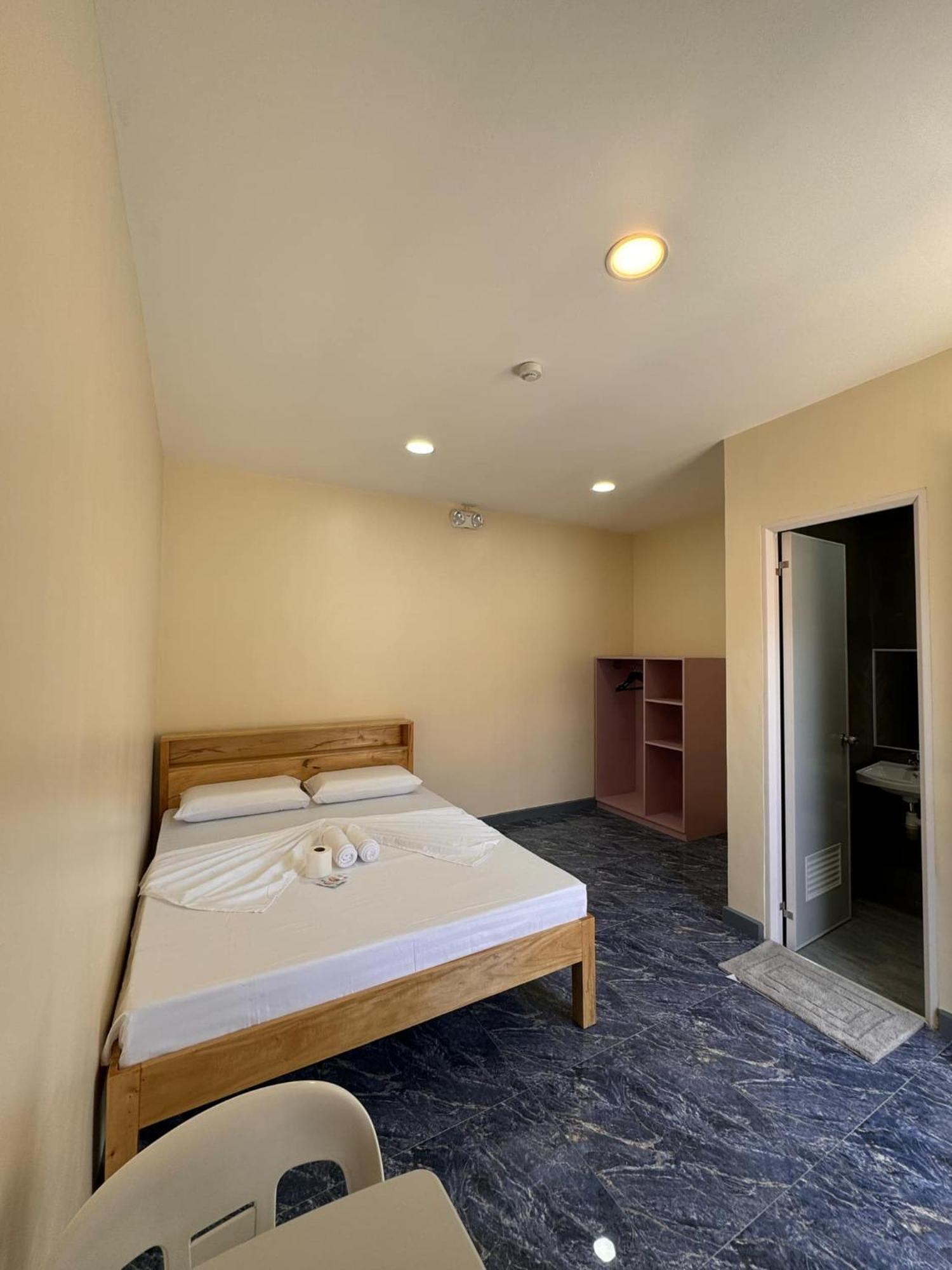 3 Sisters Guest House 1 몰볼 외부 사진