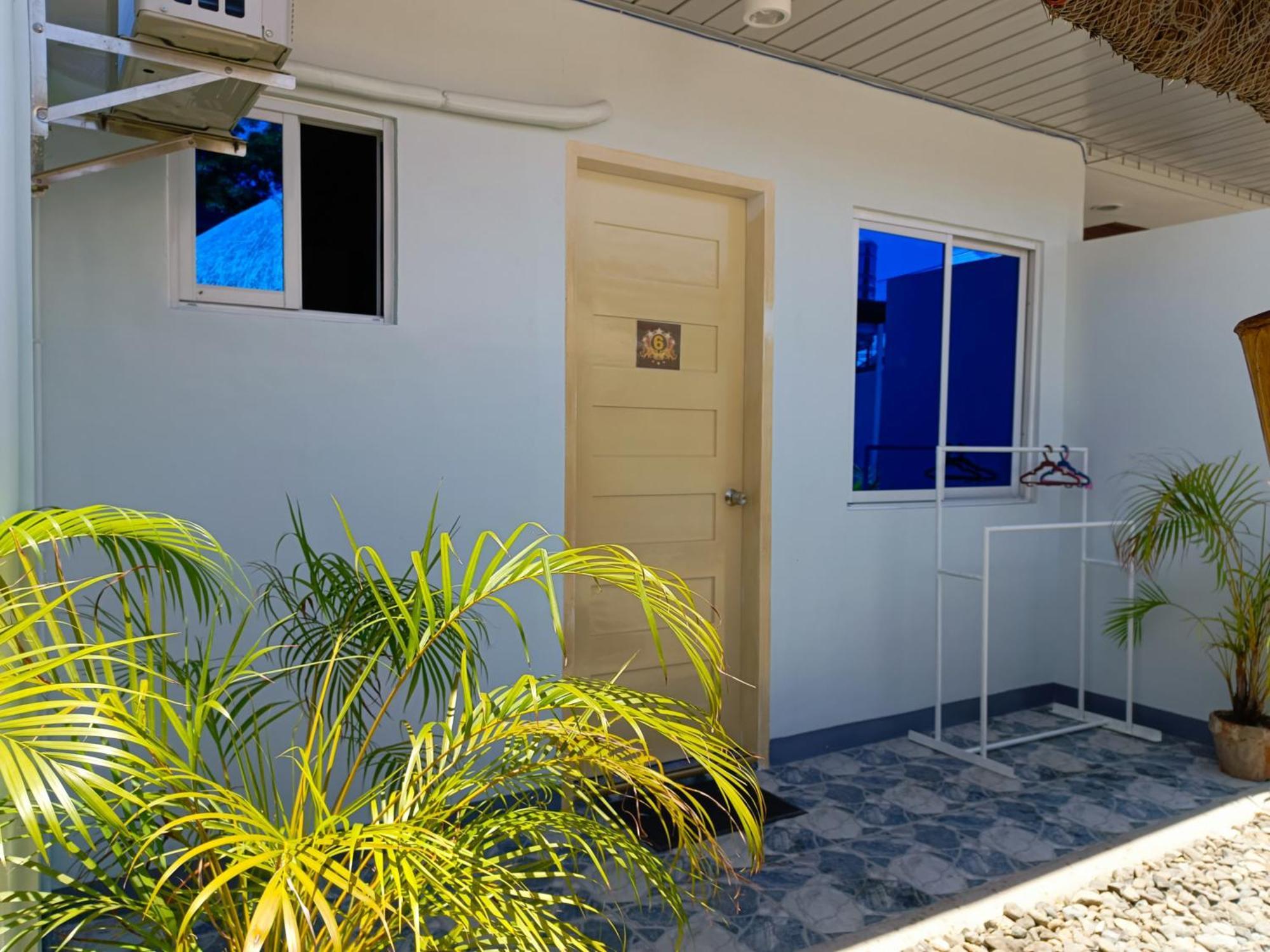 3 Sisters Guest House 1 몰볼 외부 사진